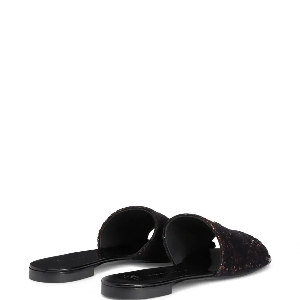 Шлепанцы Shirley Шлепанцы Shirley