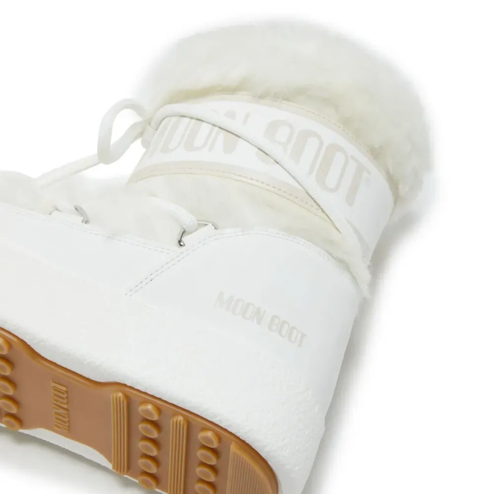 Ботинки MB Track на шнуровке