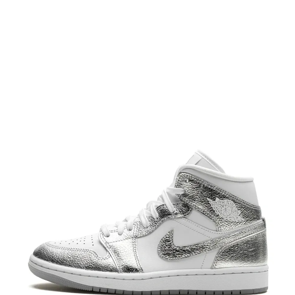 Кроссовки Air Jordan 1 Mid SE Metallic Silver Кроссовки Air Jordan 1 Mid SE Metallic Silver