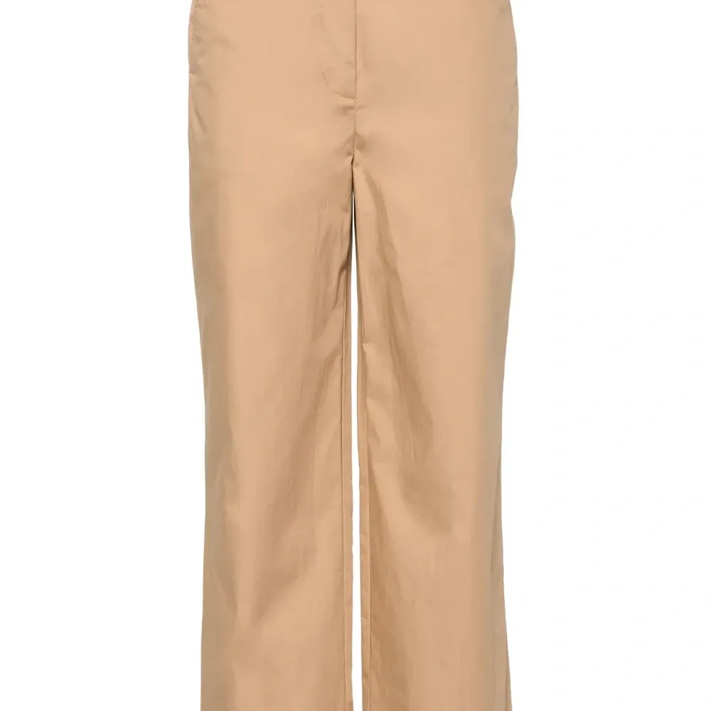 Прямые брюки с поясом