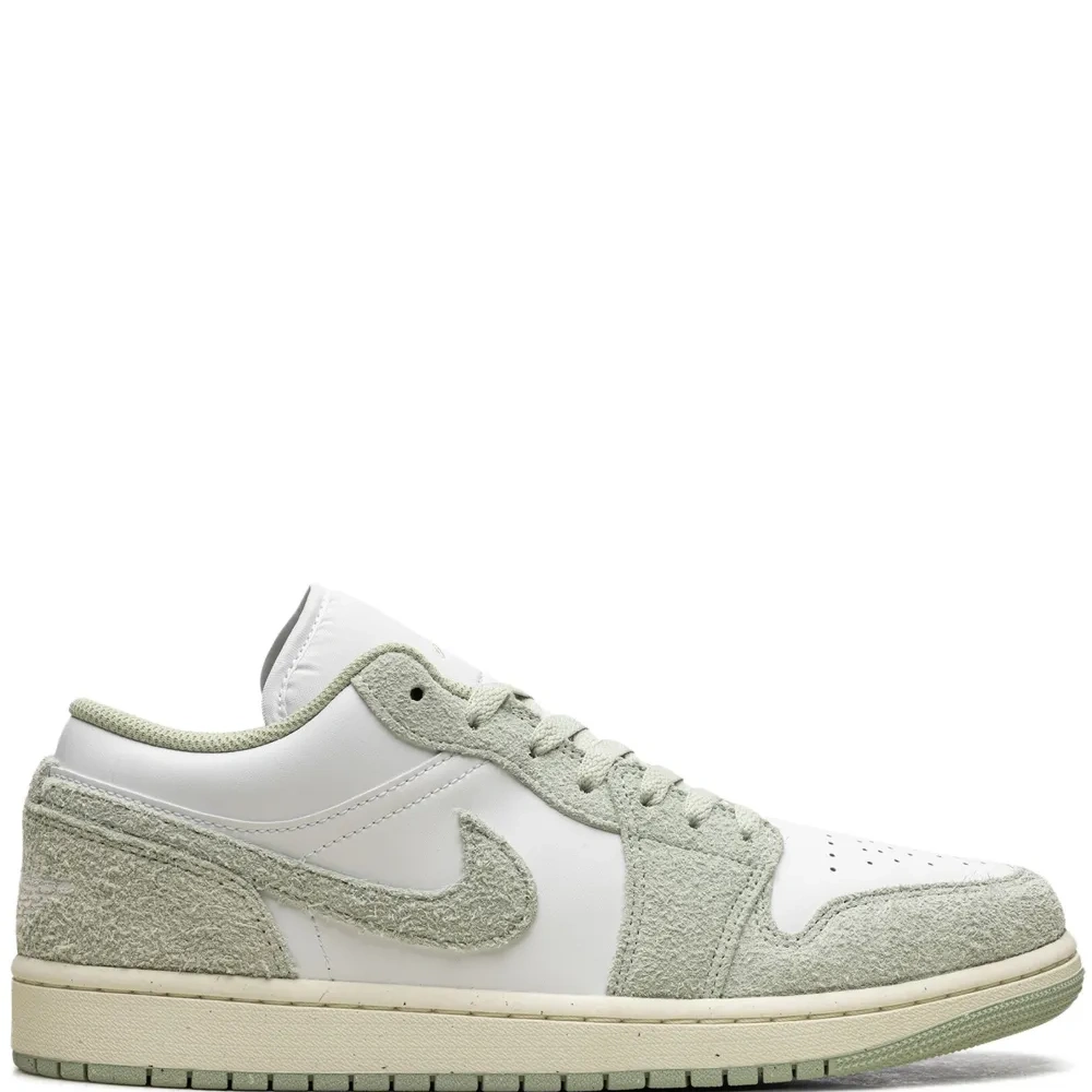 Кроссовки Air Jordan 1 на шнуровке