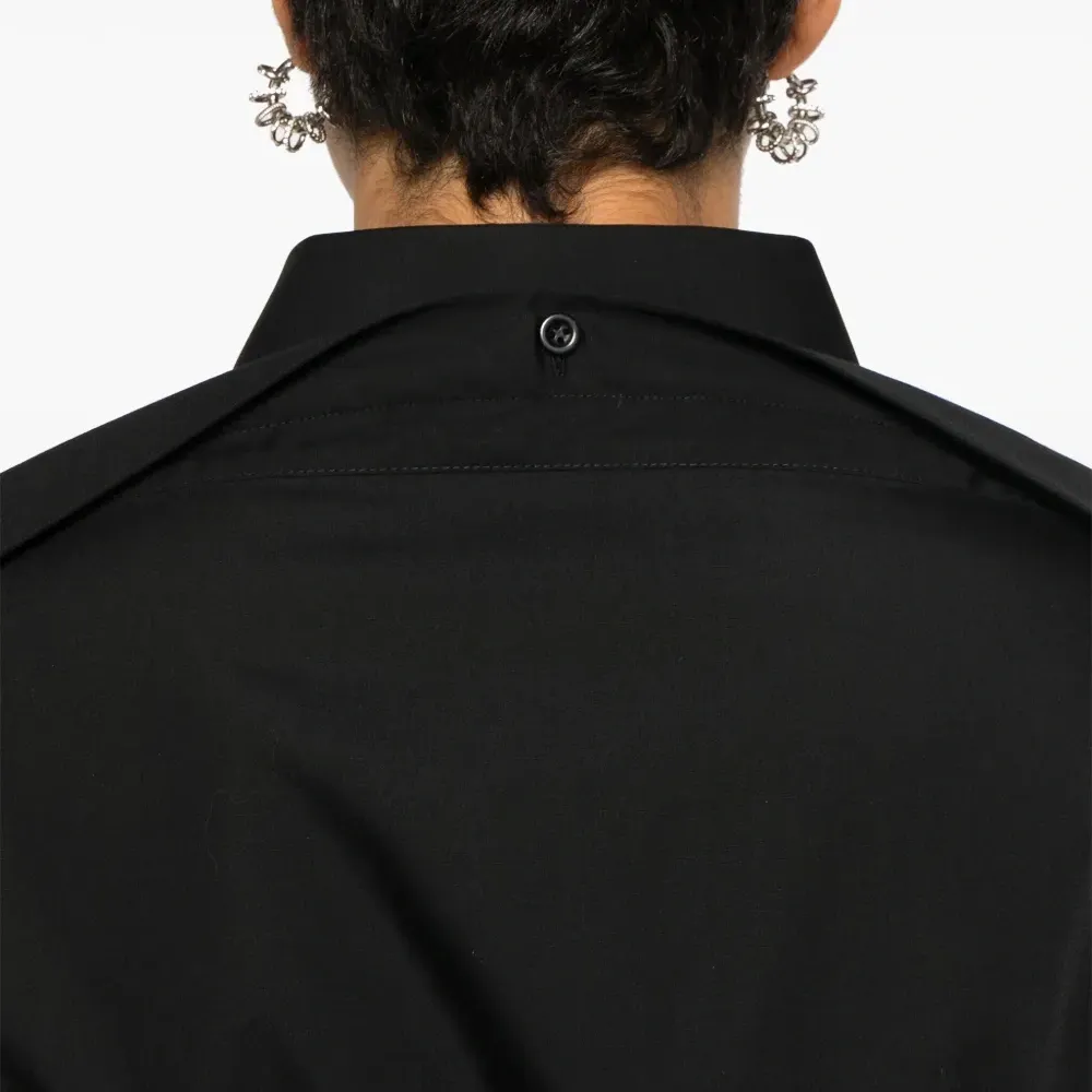 Поплиновая рубашка асимметричного кроя