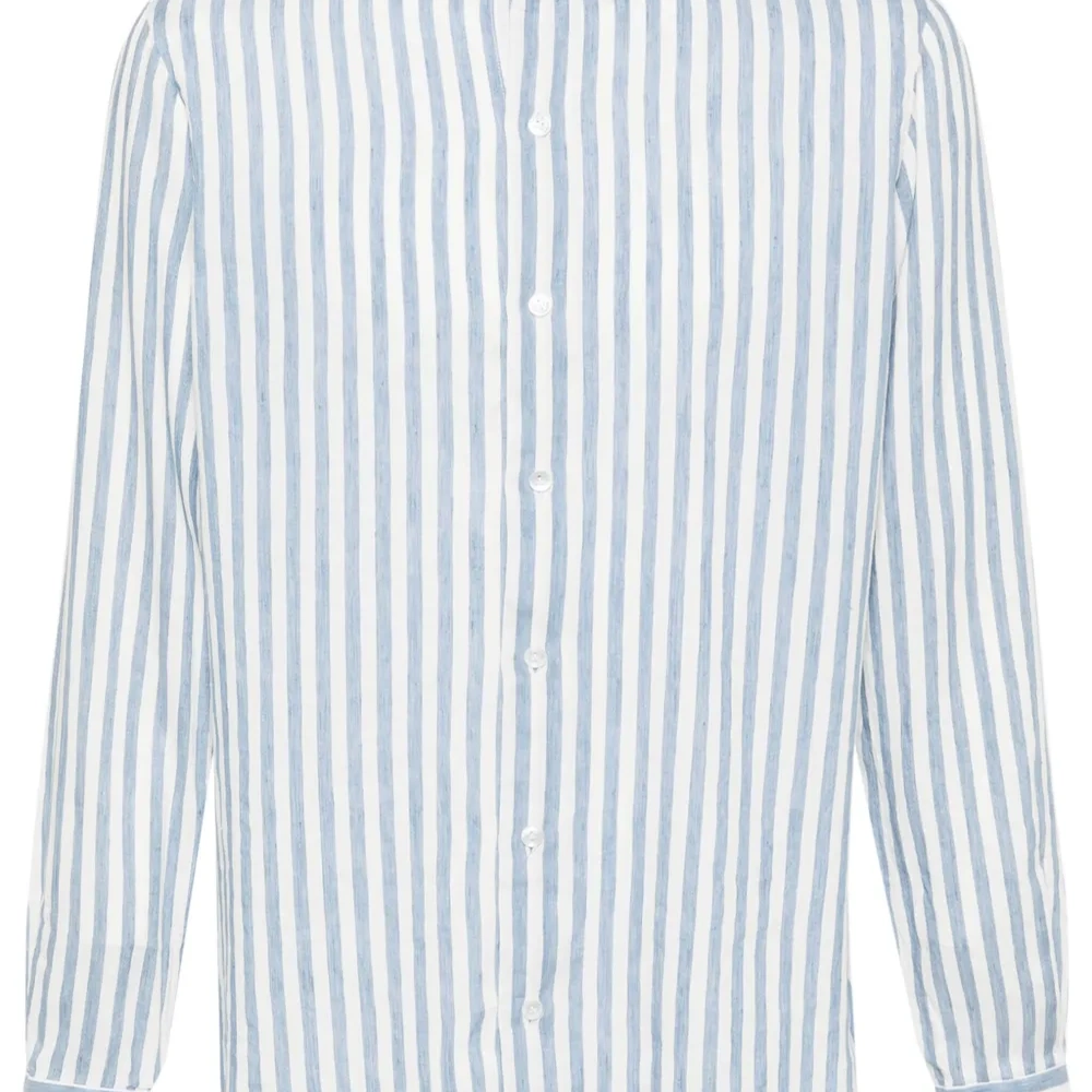 Полосатая рубашка с отложным воротником