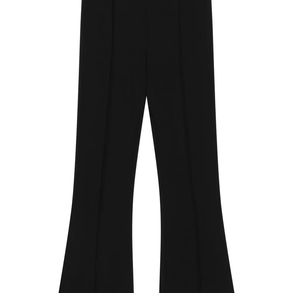 Расклешенные брюки с вышитым логотипом