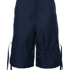 Шорты-бермуды широкого кроя