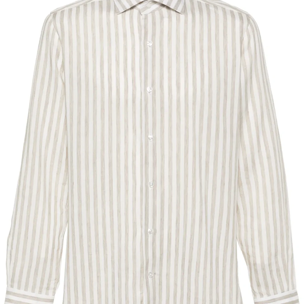 Полосатая рубашка с отложным воротником