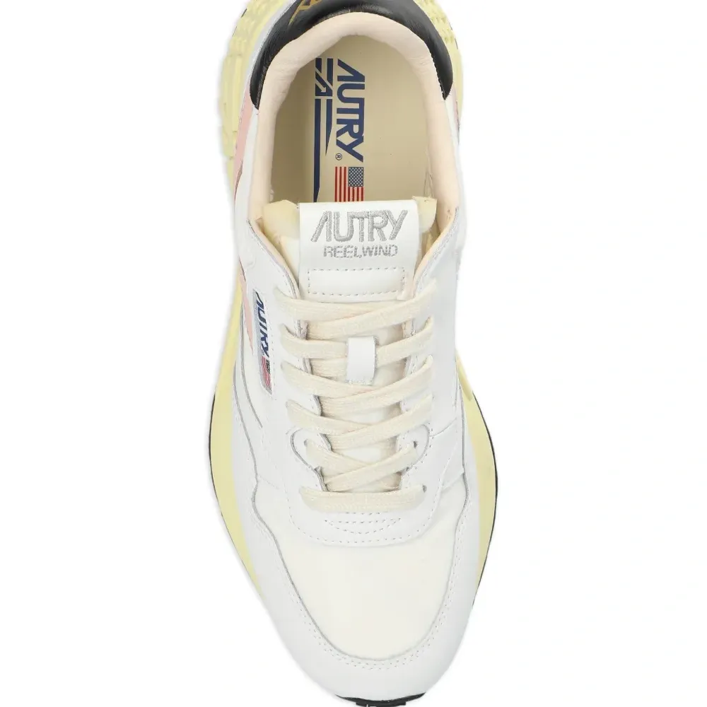 Кроссовки Reelwind на шнуровке