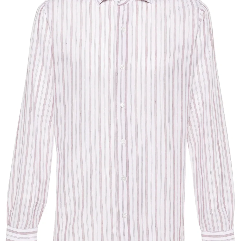 Полосатая рубашка с отложным воротником