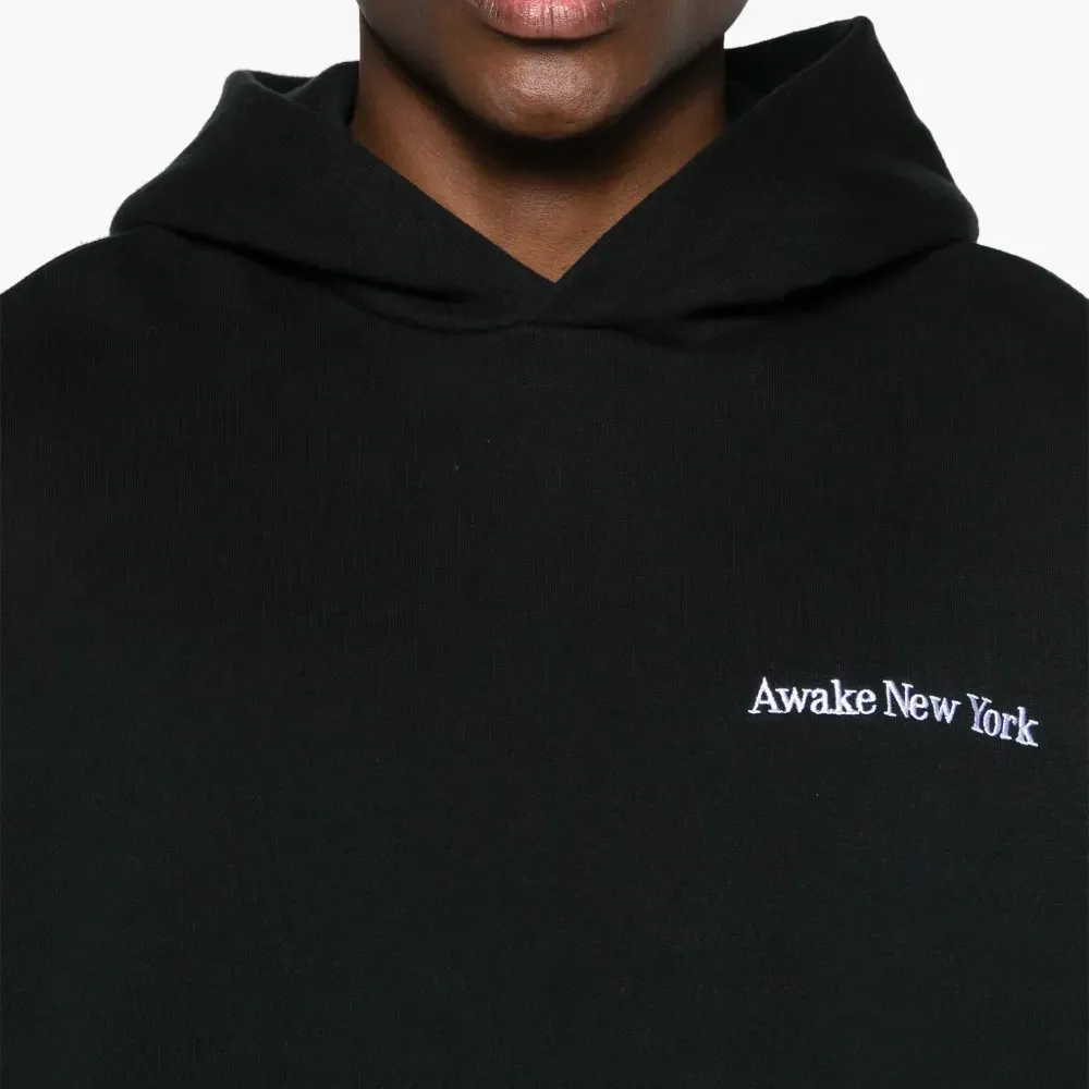 Худи с вышитым логотипом