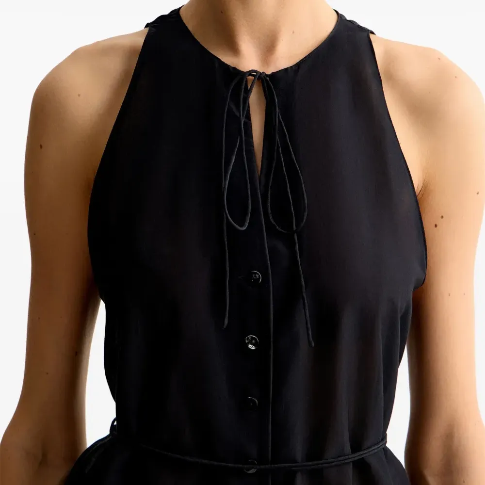 блузка с завязками