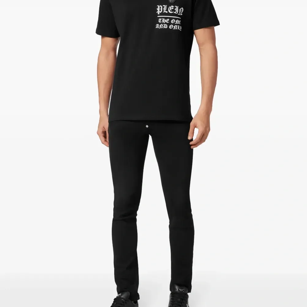 Футболка с графичным принтом