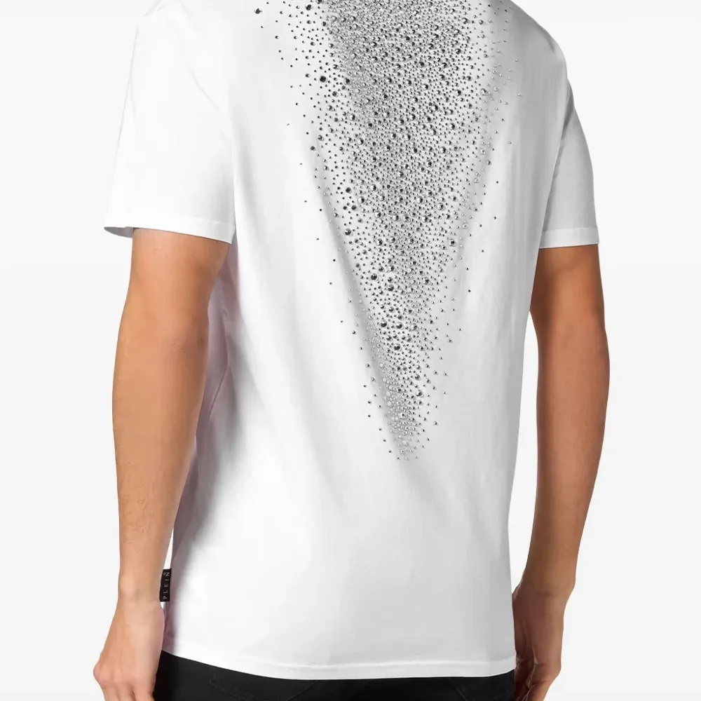 Футболка с кристаллами