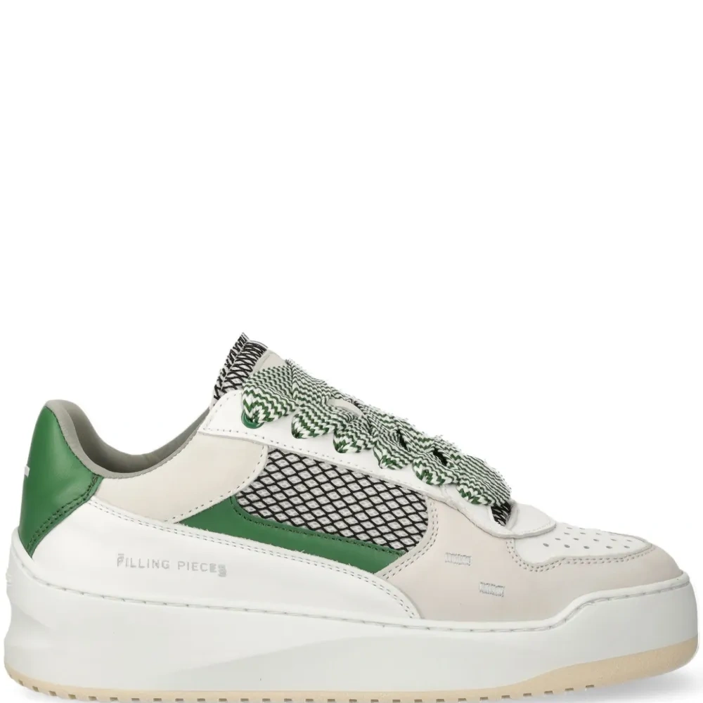 Кроссовки с перфорацией