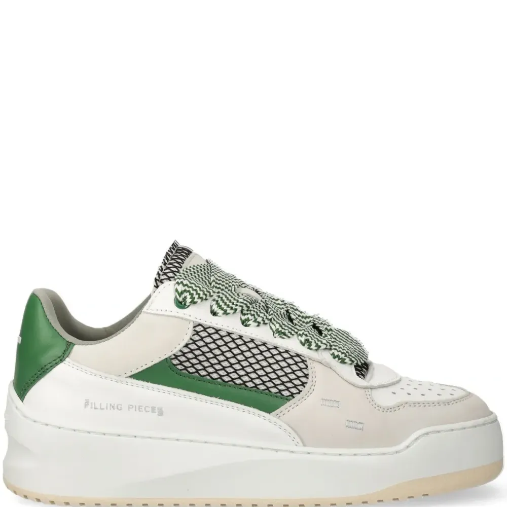 Кроссовки с перфорацией