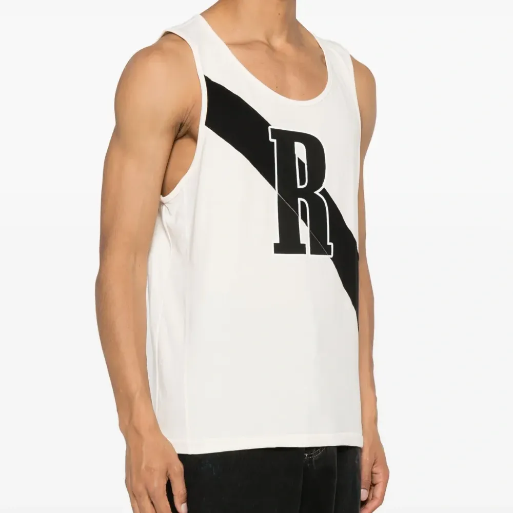 Топ в диагональную полоску Топ в диагональную полоску