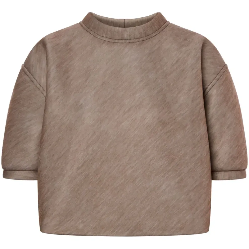 Укороченная футболка