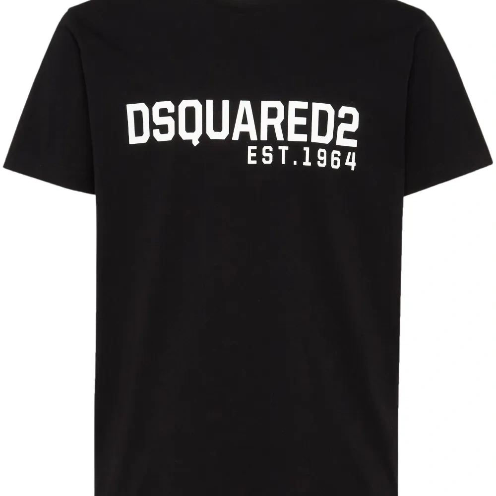 Футболка с логотипом