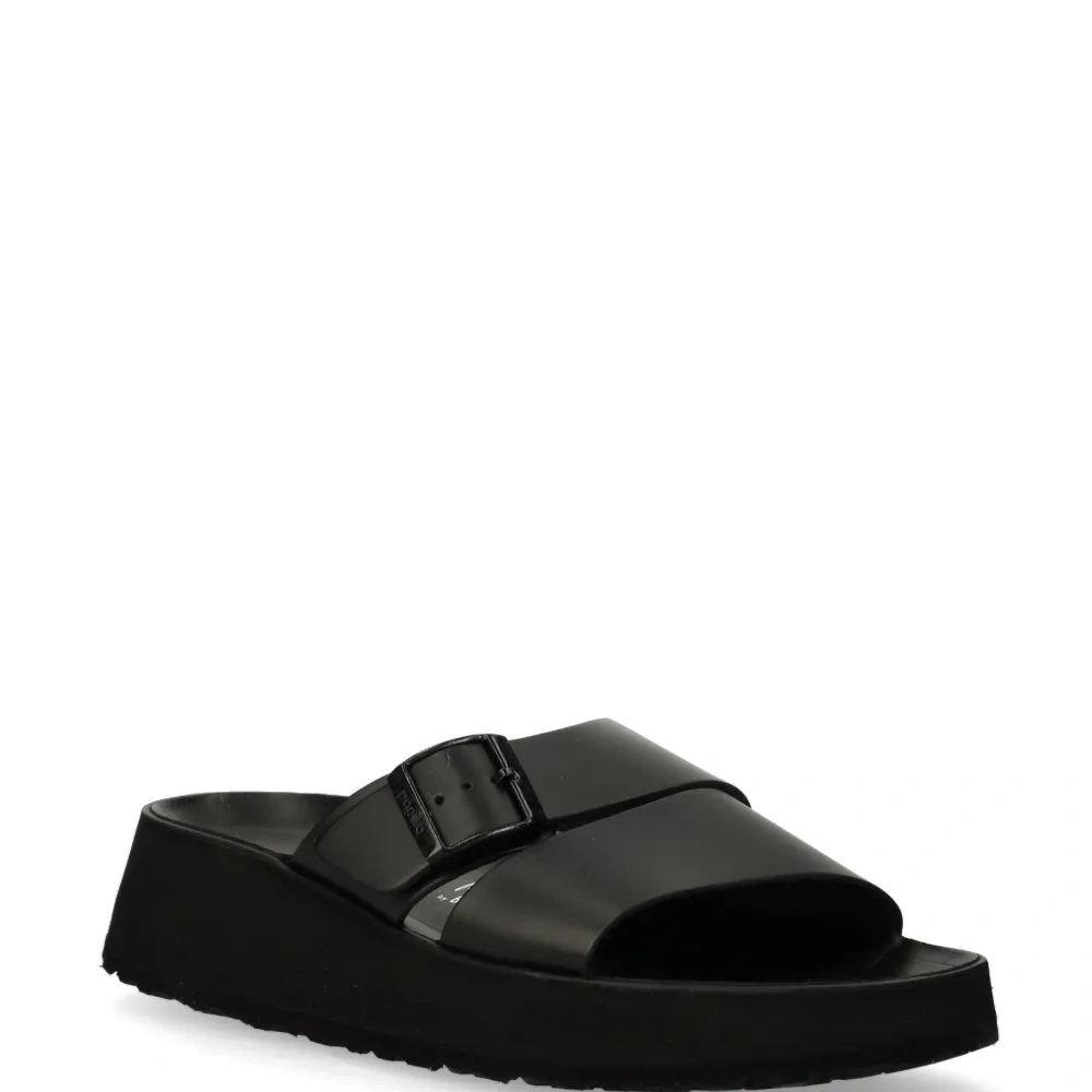 Шлепанцы Almina