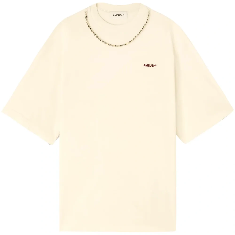 Футболка с цепочкой