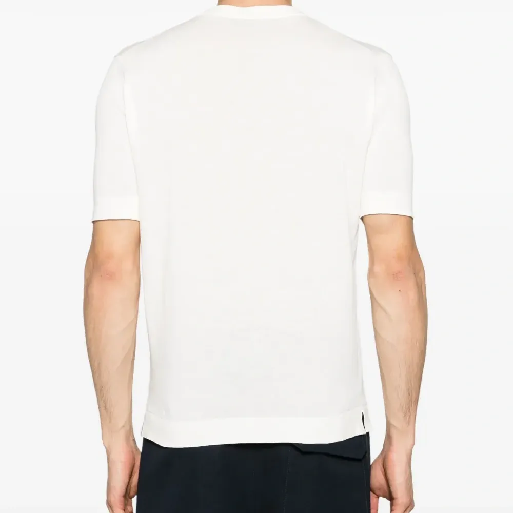 Футболка с круглым вырезом