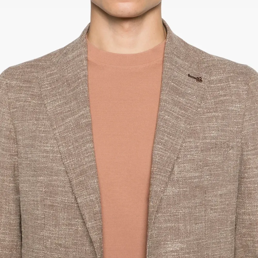 Футболка с круглым вырезом