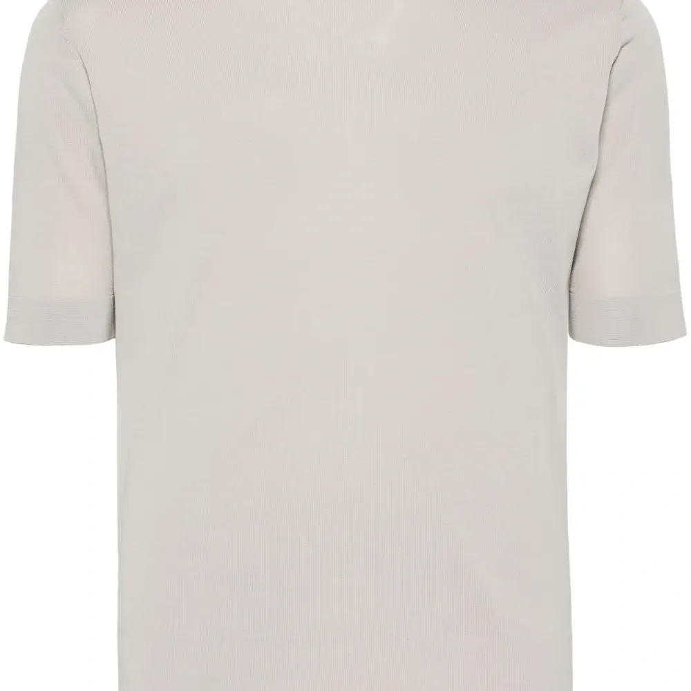 Футболка с круглым вырезом Футболка с круглым вырезом