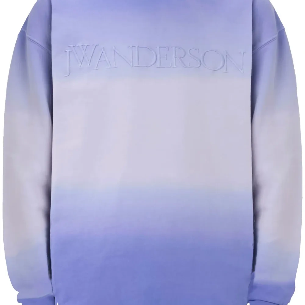 Толстовка с градиентом и вышитым логотипом