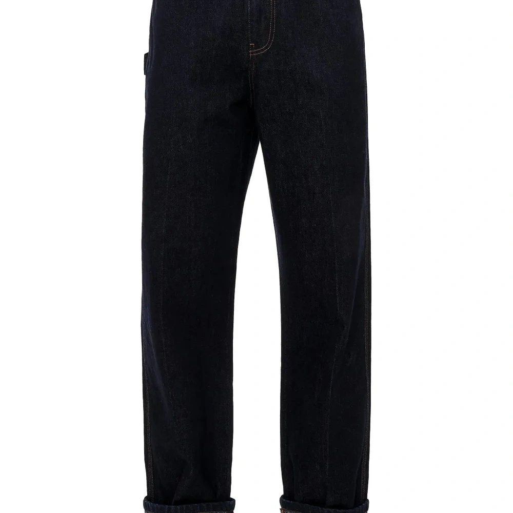 Прямые джинсы