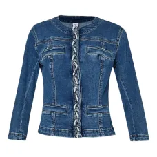 Джинсовая куртка с плетёным узором Джинсовая куртка с плетёным узором