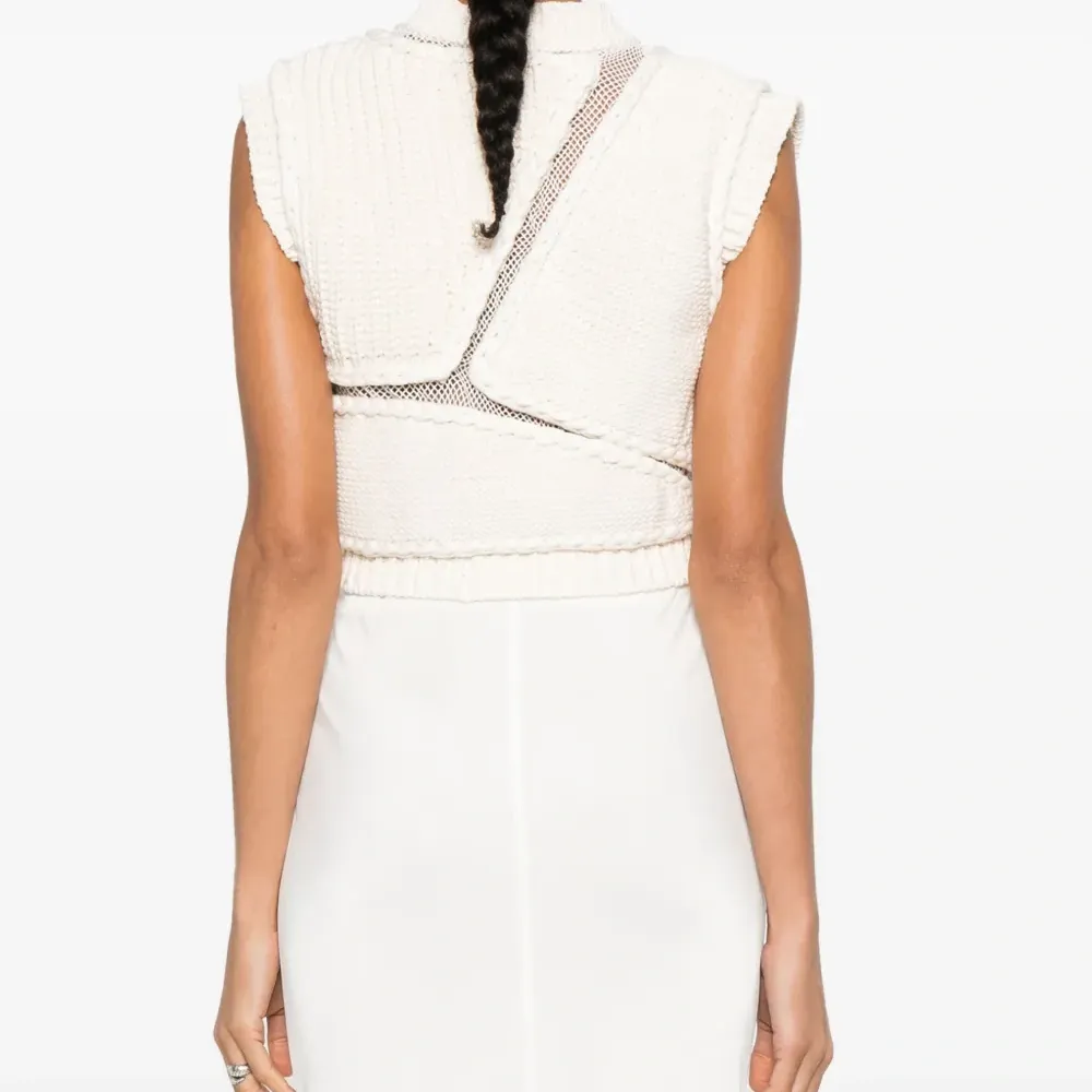 Топ Tortoise без рукавов Топ Tortoise без рукавов