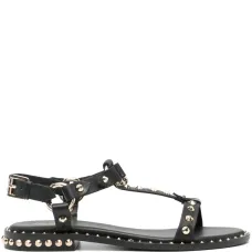 Сандалии с заклепками