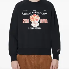 Свитшот с графическим принтом Свитшот с графическим принтом