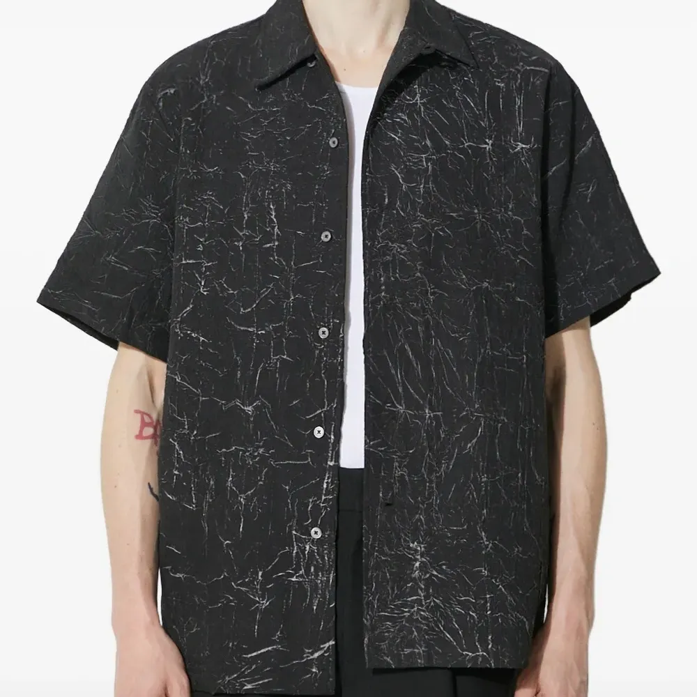 Рубашка с короткими рукавами и принтом