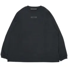 Футболка с логотипом