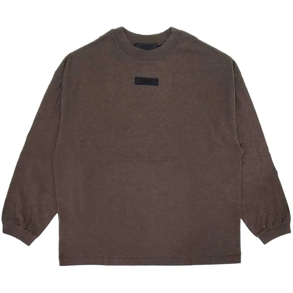 Футболка с логотипом