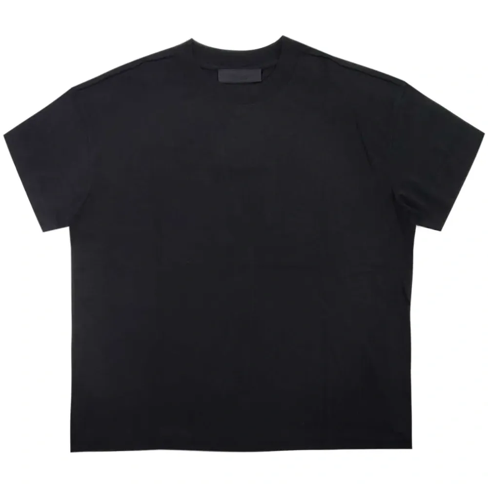 Футболка с круглым вырезом