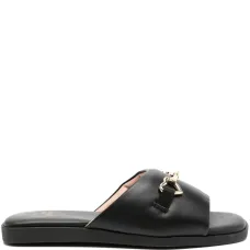 сандалии с пряжками