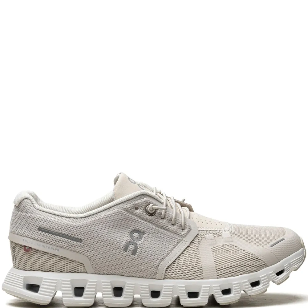 Кроссовки Cloud 5