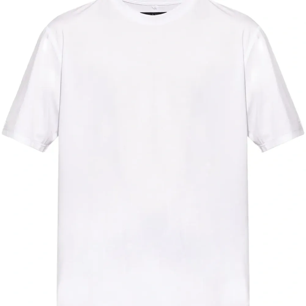 Футболка с круглым вырезом