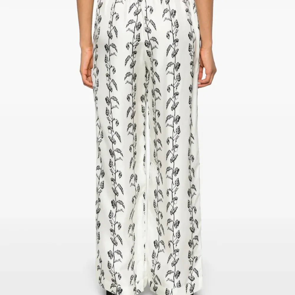 Прямые брюки Aurelia средней посадки Прямые брюки Aurelia средней посадки