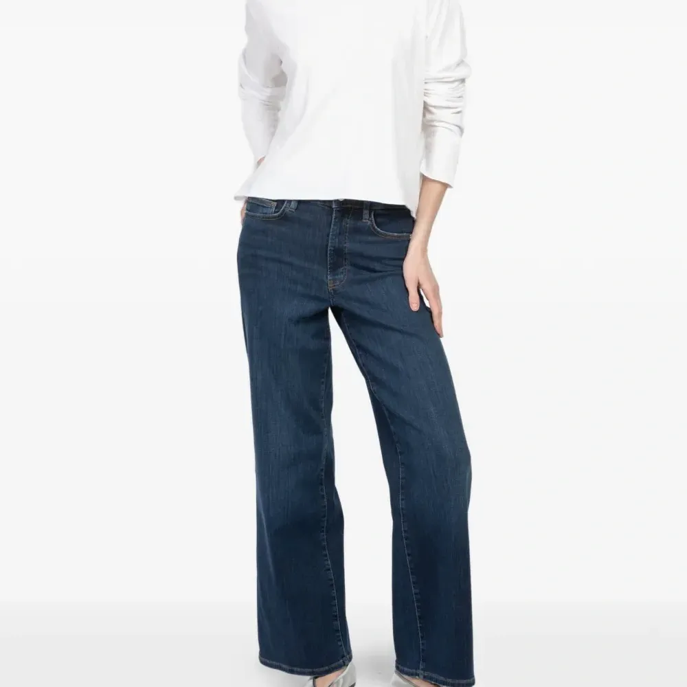 Футболка с длинными рукавами