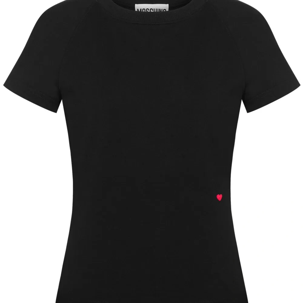 Футболка с вышивкой