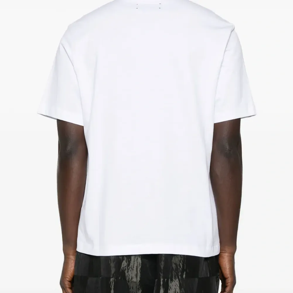 Футболка с логотипом Футболка с логотипом