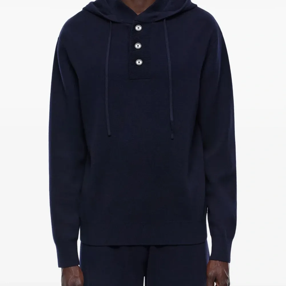 Худи на пуговицах