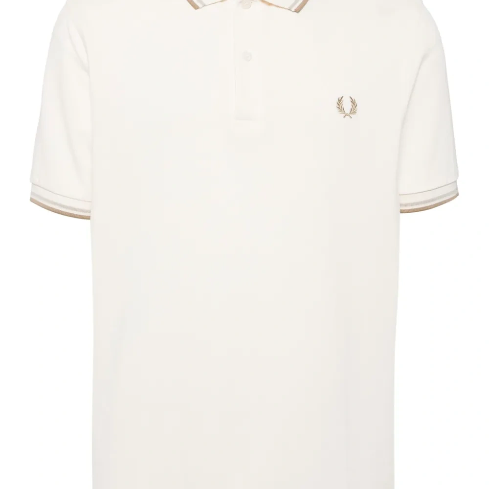 Рубашка поло с вышитым логотипом