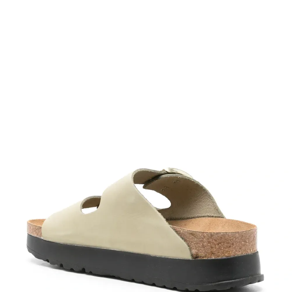 Сандалии Arizona на платформе