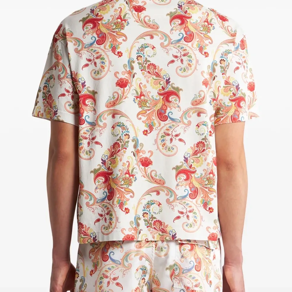 Футболка с принтом пейсли Футболка с принтом пейсли