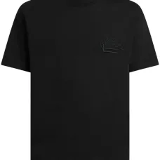 Футболка с вышитым логотипом