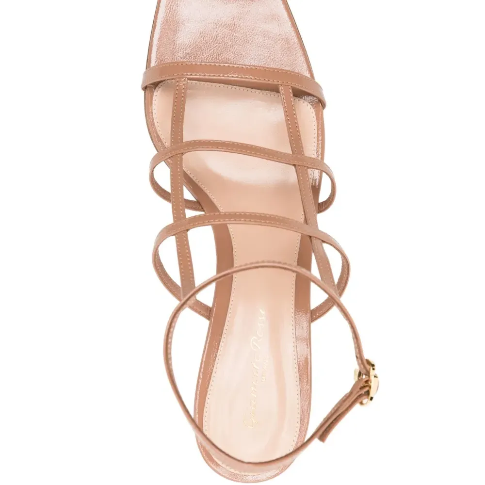 Босоножки Mondry 55