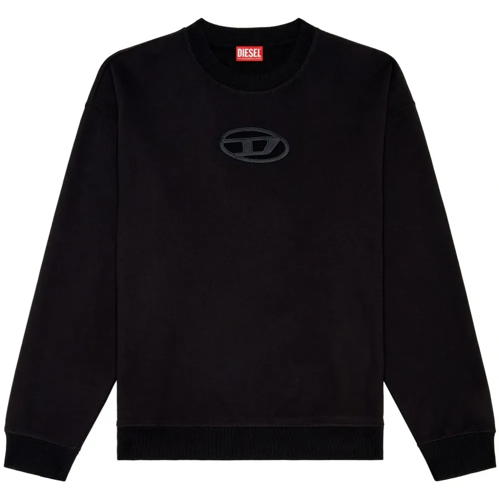 Толстовка с вырезанным логотипом